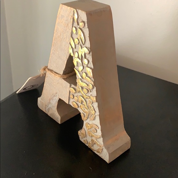 Decor - Picture 6 of 6